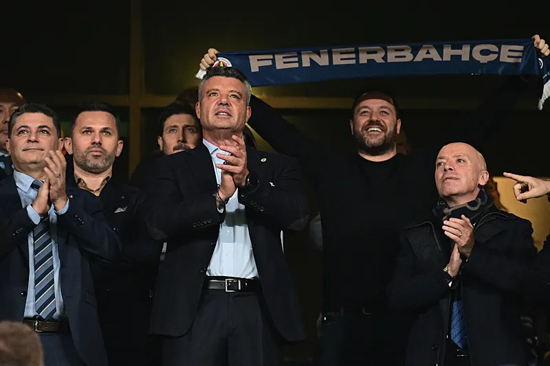 Fenerbahçe'den orta sahaya sürpriz! Veerman yerine o gelecek - 1