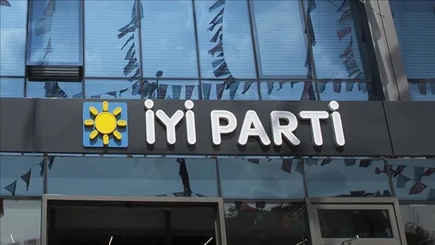 İYİ Parti Edirne İl Başkanlığı'nda ilçe yöneticilerini tekme tokat dövdüler!-2