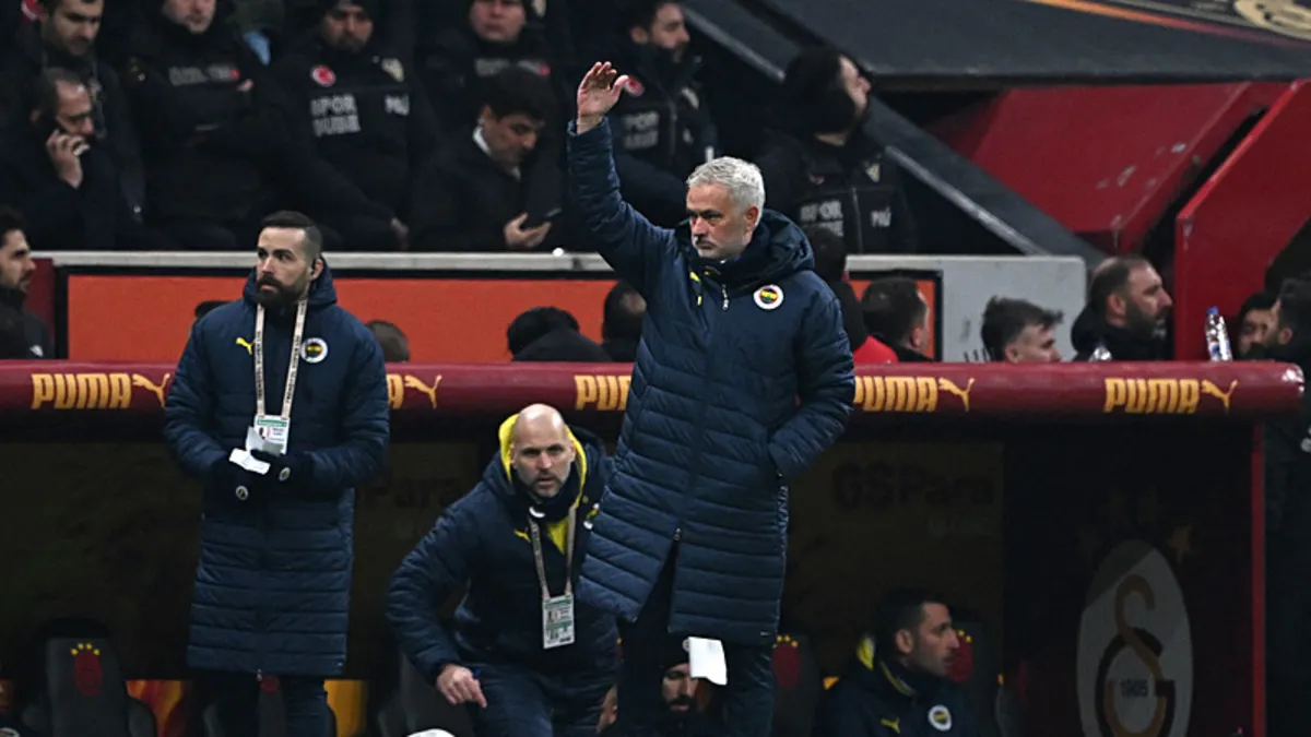 Fenerbahçe'de gündem Uzak Doğu tedavisi