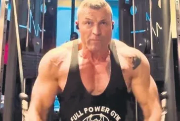 Uygur adım şampiyon