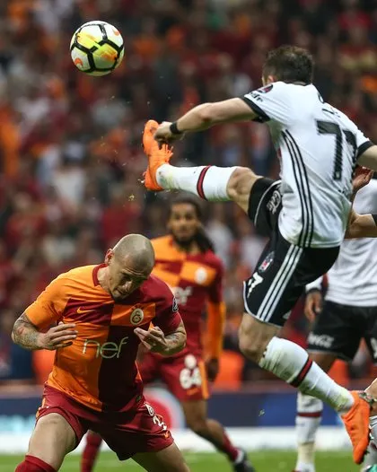 Spor yazarları Galatasaray-Beşiktaş derbisini değerlendirdi
