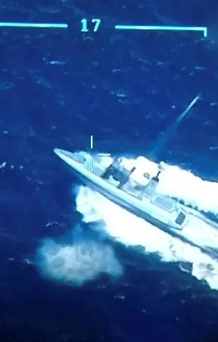 SON DAKİKA: Silahlı İnsansız Deniz Aracı (SİDA) hedefi tam isabetle vurdu