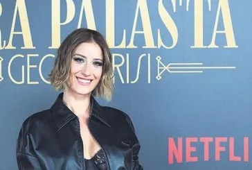 Güzel oyuncu Hazal Kaya eski formuna kavuştu!