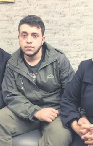 Mutluluğun fotoğrafı! HDP önünde eylem yapan annelerden biri daha evladına kavuştu