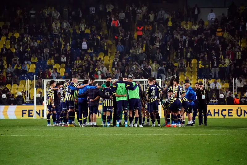 Fenerbahçe Haberleri | Jorge Jesus'tan sürpriz hamle! Taraftarla barışmak için bunu yapacak - 6