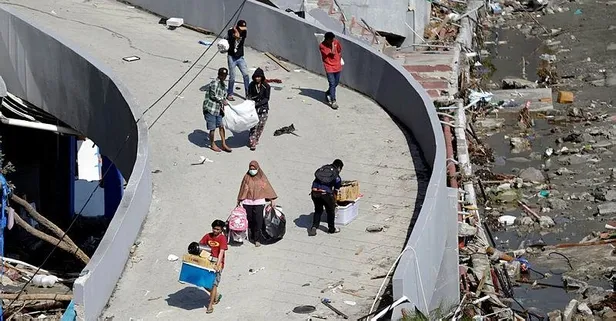 Son dakika: Endonezya'daki tsunamide ölü sayısı bin 203'e çıktı