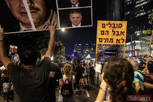 Tel Aviv yine sokaklara döküldü! Eli kanlı Netanyahu'nun evinin önünde büyük protesto: Sen baştasın, sen suçlusun - 21