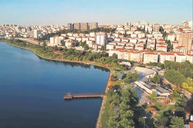 İçişleri Bakanı Süleyman Soylu, İstanbul'da 8 ilçenin yabancılar için ikamet iznine kapatıldığını açıkladı