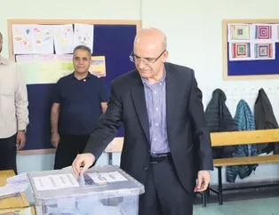 Bakanlar sandık başında