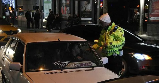 İzmir’de yılın ilk cezası kesildi! Alkollü sürücüden ’pes’ dedirten savunma