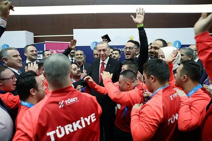 Başkan Erdoğan Futsal Milli Takımı'nı kabul etti-7