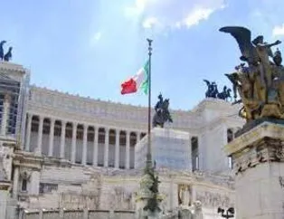 Roma'dan Kareler