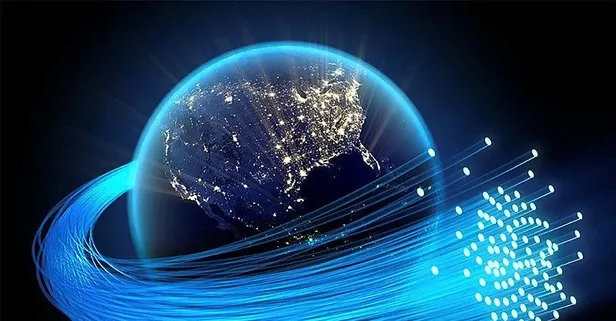 Günde 7.5 saat internetteyiz