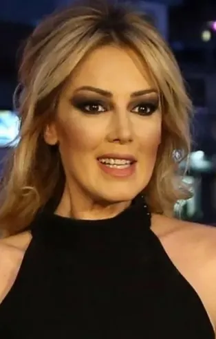 Petek Dinçöz’e tazminat şoku! 22 bin 550 lira ödeyecek