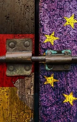 Eyvah parçalanıyoruz!