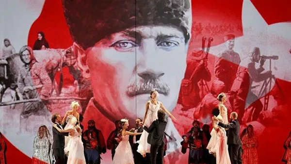 chpli-tunc-soyer-izmirin-dusman-isgalinden-kurtulusunun-99-yil-donumunu-vals-ve-tango-ile-kutladi-1631193194968.jpg CHP'li Tunç Soyer, İzmir’in düşman işgalinden kurtuluşunun 99. yıl dönümünü vals ve tango ile kutladı-6