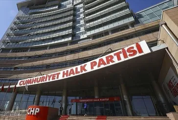 Anketler kimi önde gösteriyor?