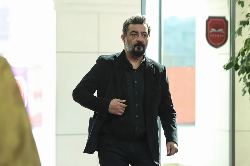 kardeslerim-119-bolum-nefes-kesti-ogulcan-evi-terk-etti-1709471379456.jpg Kardeşlerim 119. bölüm nefes kesti: Oğulcan evi terk etti!-4