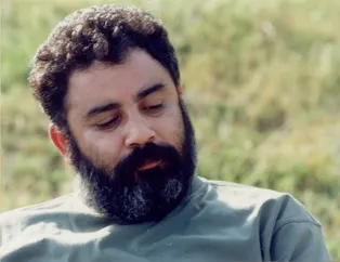 Ahmet Kaya aramızdan ayrılalı 17 yıl oldu