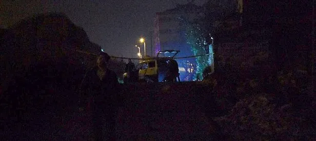 İzmir'de iki ayrı patlama!