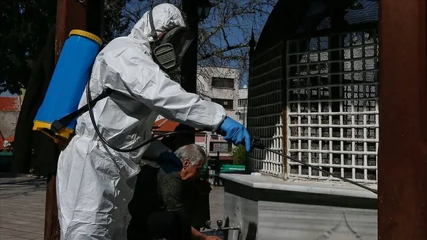 Sıvı püskürtülerek yapılan yüzey temizliği koronavirüsle mücadelede etkili olmuyor