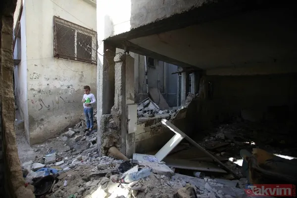 Dünya onu katil İsrail’in Gazze soykırımında korku dolu gözleriyle tanıdı! Muhammed’den haber var - 16