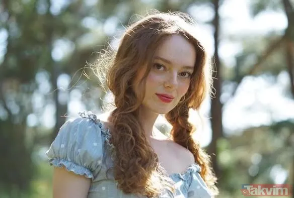 Yalı Çapkını'nın Zerrin'i Toprak Sağlam'dan 'metres' itirafı "AVM'de suratıma tükürdüler" Pelin'in annesi Zerrin'i canlandıran Sağlam... - 11