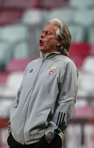 Jorge Jesus'tan kötü haber! Fenerbahçe'ye rakip çıktı