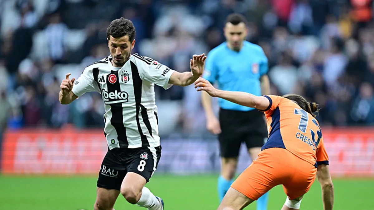 Kartal'a bir haller oldu! Beşiktaş - Başakşehir: 0-2 | MAÇ SONUCU