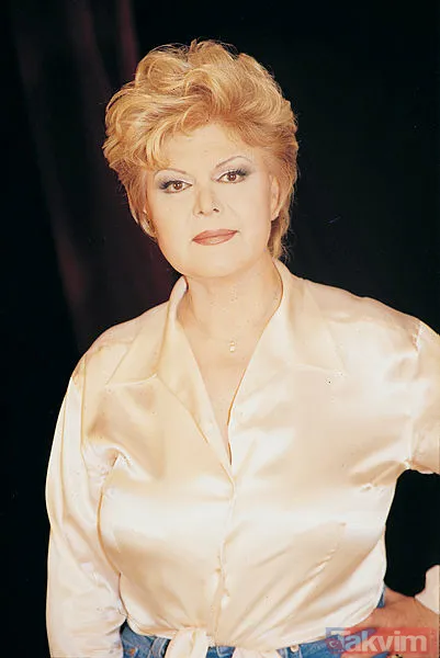 8 yıl evli kalmışlar! Gülden Karaböcek’in ablası Neşe Karaböcek ile 49 yıl küs kalmasına neden olan eski eşi bakın kim çıktı! Meğer... - 12