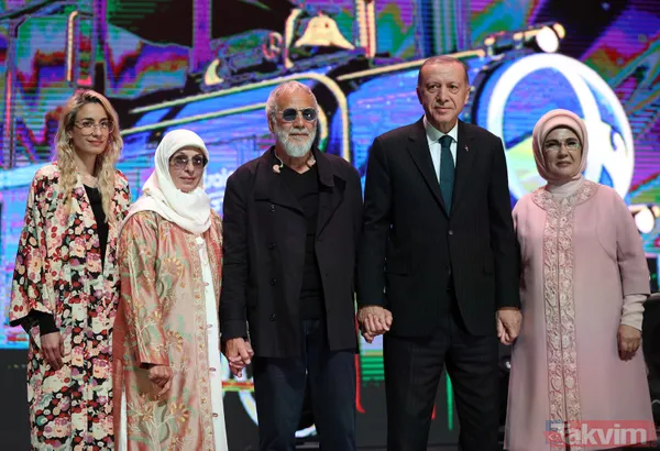 SON DAKİKA: Başkan Recep Tayyip Erdoğan Yusuf İslam'ın (Cat Stevens) Beştepe'deki konserini izledi! Yusuf İslam Erdoğan'a gitarını hediye etti - 5