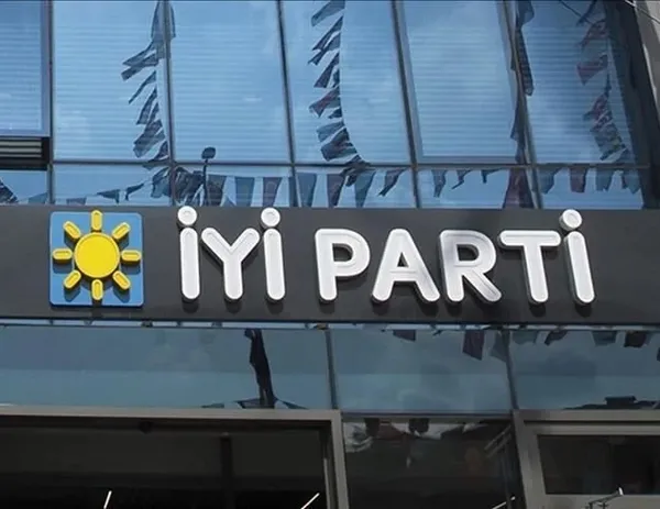 28 Mayıs sonrası İYİ Parti'de peş peşe istifalar! Zehir zemberek sözlerle hem partiden hem görevlerinden istifa ettiler-2