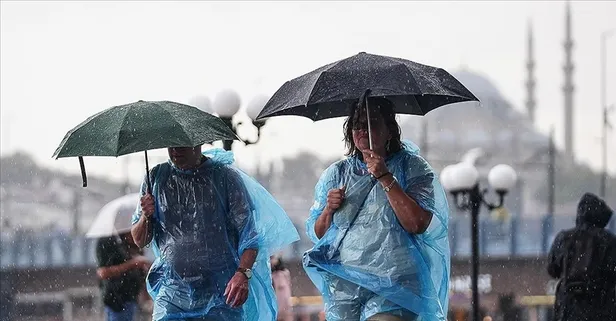Ege'de fırtına Karadeniz’de dev dalgalar: Bardaktan boşanırcasına yağacak! 8 il alarm listesinde