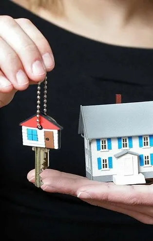 Bu bina fiyatıyla şaşkına çeviriyor!