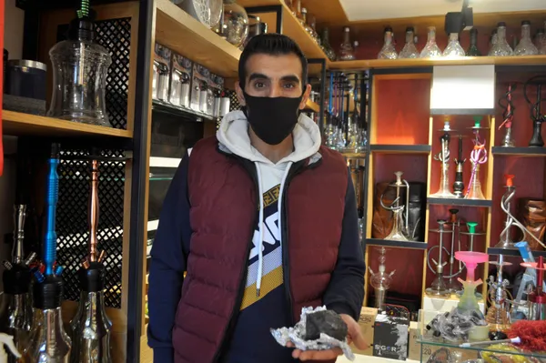 dedesinin-35-yil-once-dagda-bulup-ceviz-kirmak-icin-kullandigi-tasin-goktasi-oldugunu-iddia-etti-1607081013354.jpg Dedesinin 35 yıl önce dağda bulup ceviz kırmak için kullandığı taşın göktaşı olduğunu iddia etti-4