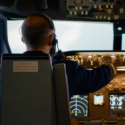 6 şehir 12 merkez: Pilot adayları için sınav haritası genişledi! 30 bin kişiye sertifika yolu