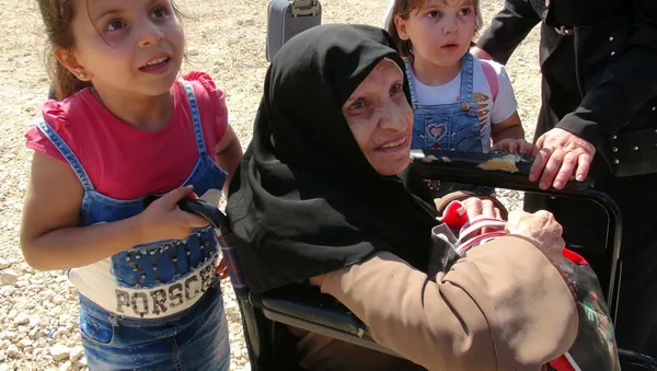 Dört günde 10 bin Suriyeli ülkelerine geçiş yaptı-1