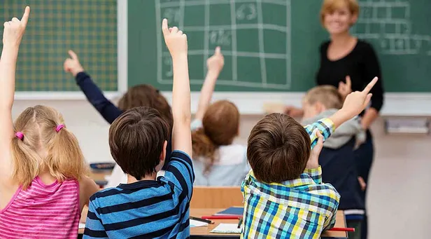 1635774770654.jpg Kasım ayı ilk ara tatil ne zaman, okullar ne zaman ara tatile giriyor? Ara tatil üniversitelilere var mı? Üniversitelerde ara tatil olacak mı?-5
