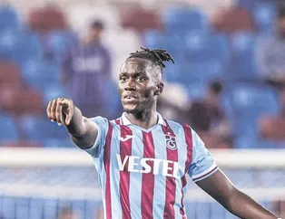Mendy stopere alıştı