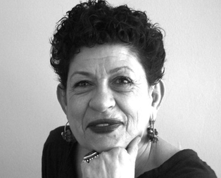 Cumhuriyet yazarı Işıl Özgentürkten başörtüsüyle ilgili skandal yazı