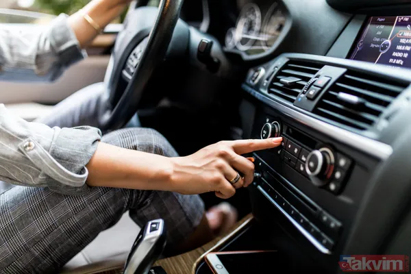 Trafik cezaları 2026: Arabada multimedya ekranı ve ses sistemi yasak mı? Double teyp cezası ne? - 1