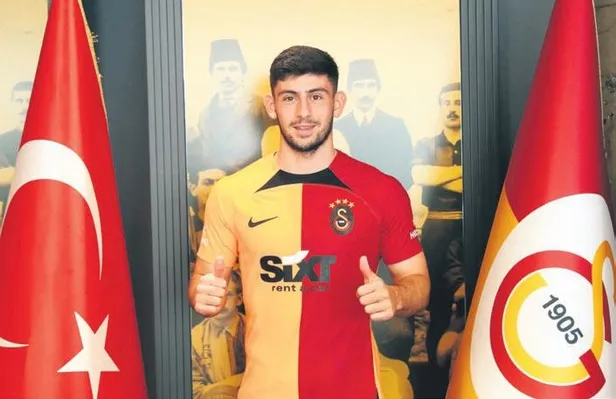 los-galacticos-galatasarayin-muthis-transfer-operasyonu-gundemi-sarsti-icardi-mata-yusuf-demir-rashica-ve-ross-1662678972849.jpeg Los 'Gala'cticos! Galatasaray'ın müthiş transfer operasyonu gündemi sarstı: Icardi, Mata, Yusuf Demir, Rashica ve Ross...-4