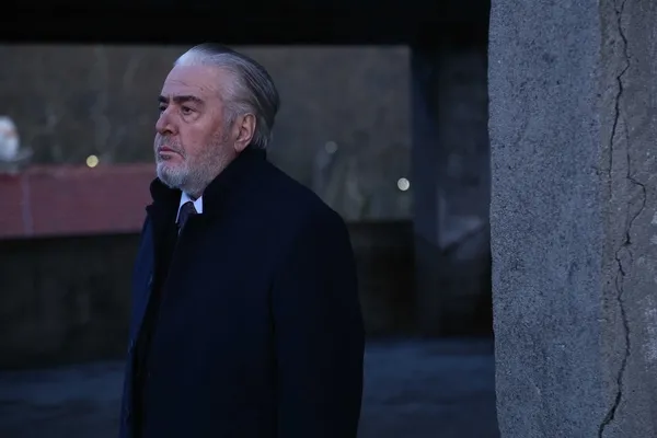 hakim-3-bolum-nefes-kesecek-azem-gercege-bir-adim-daha-yaklasiyor-iste-yeni-bolumden-ipuclari-1650123923252.jpg Hakim 3. bölüm nefes kesecek: Azem gerçeğe bir adım daha yaklaşıyor! İşte yeni bölümden ipuçları...-6