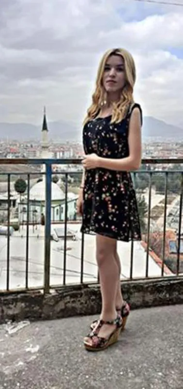 iste-17-yasindaki-gizem-canbulutun-son-fotograflari-erkek-arkadasi-oldurdu-1616221690510.jpg