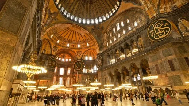 Ayasofya Sarkisi Dinle Ayasofya Nin Dirilisi Sarkisini Kim Yazdi Iste En Guzel Ayasofya Siirleri Takvim