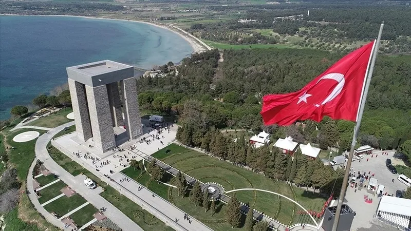 18-mart-canakkalede-okullar-1-gun-tatil-mi-yarim-gun-mu-canakkale-zaferi-resmi-tatil-mi-1741758294148.jpg (Kaynak: AA)