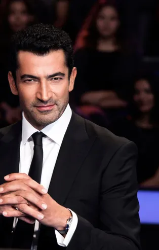 Hangi spor tasarlanırken kışın kapalı alanda oyuncuların üşümeden oynayabilmesi amaçlanmıştır?