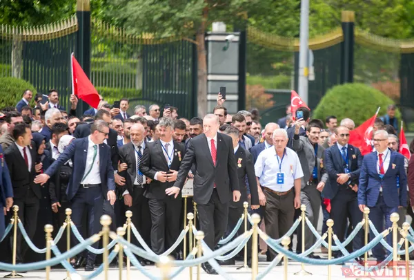 Başkan Erdoğan 15 Temmuz Demokrasi ve Milli Birlik Günü'nde milletle omuz omuza! - 26