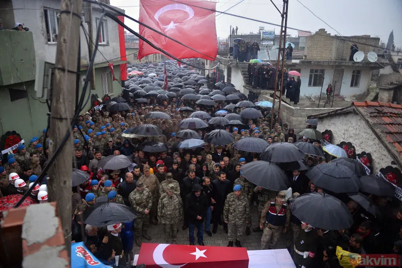 İdlib'te şehit olan Uzman Çavuş Emin Yıldırım son yolculuğuna uğurlandı