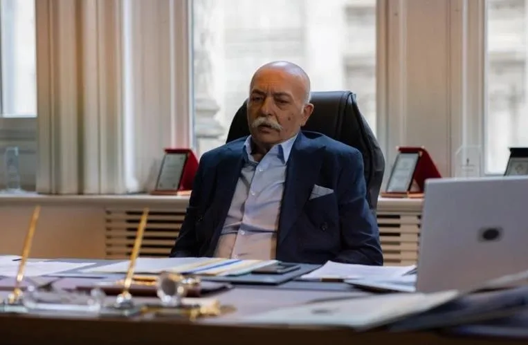 bir-kez-daha-ameliyata-alinmisti-settar-tanriogenin-saglik-durumunda-yeni-gelisme-hafiza-kaybi-yasiyordu-1710526764958.jpeg Apar topar ameliyata alınmıştı! Settar Tanrıöğen’in sağlık durumunda yeni gelişme! Hafıza kaybı yaşıyordu...-4